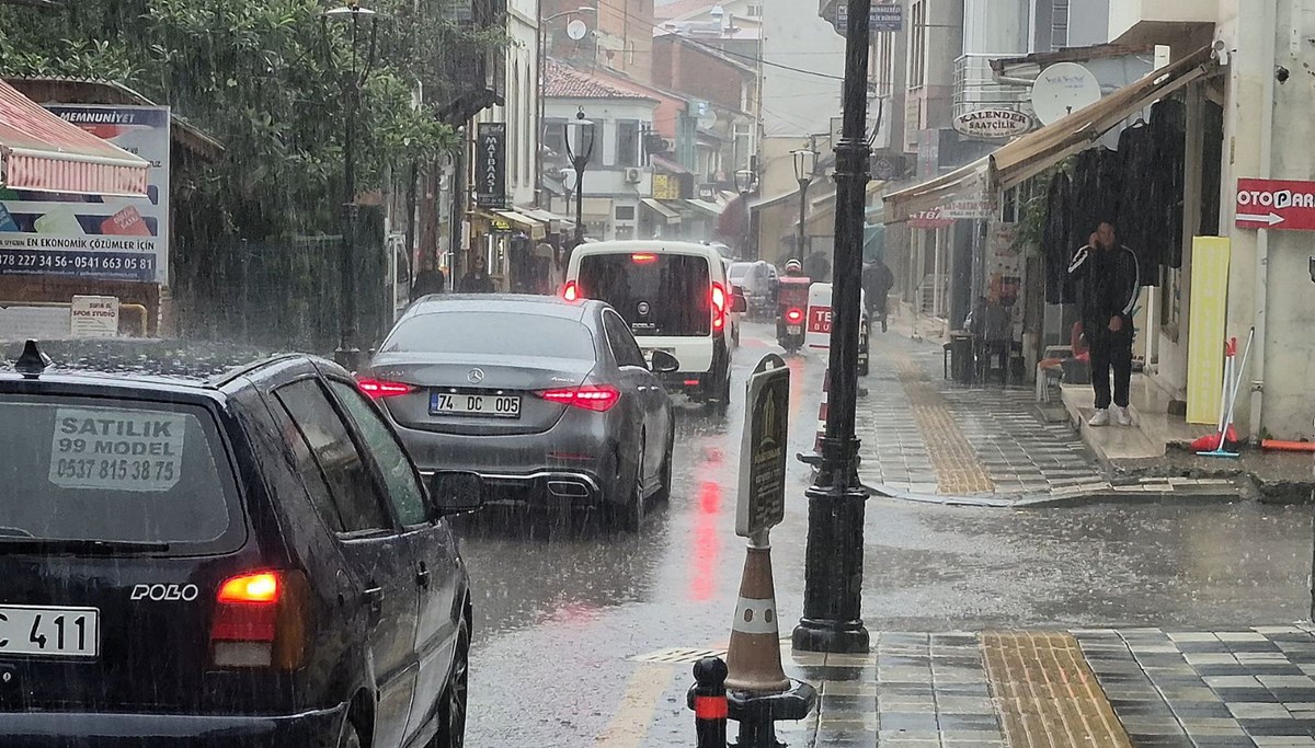 Bartın'da yağış etkili oluyor