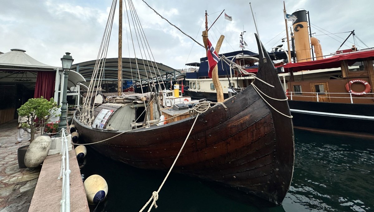 Viking yelkenlisi müzede ziyarete açıldı Viking yelkenlisi müzede ziyarete açıldı