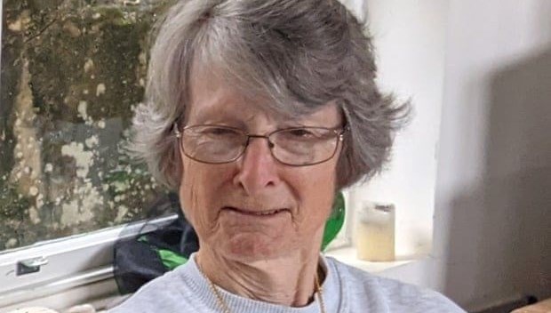 Adada unutulan yolcu ölü bulundu