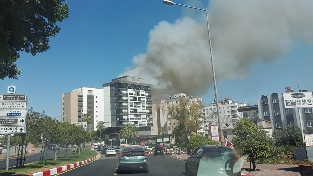 Bursa'da kampüse sıçrayan yangın kontrol altında: Cumhuriyet Başsavcılığı soruşturma başlattı - 9