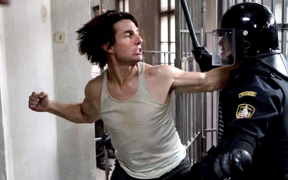 Том круз узбек. Mission Impossible Ghost Protocol Tom Cruise. Том Круз миссия невыполнима 3. Миссия невыполнима кадры. Миссия невыполнима 2 злодей.