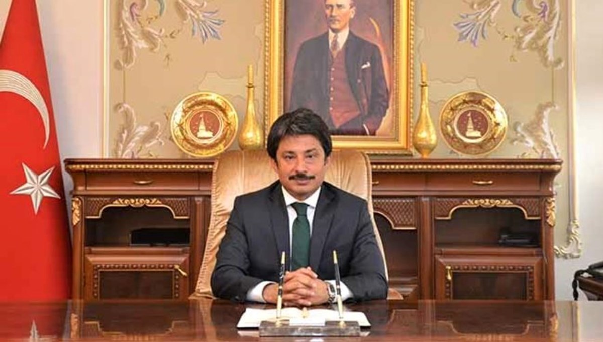 Yeni Kırşehir Valisi Murat Sefa Demiryürek kimdir? (Murat Sefa Demiryürek'in özgeçmişi) Yeni Kırşehir Valisi Murat Sefa Demiryürek kimdir? (Murat Sefa Demiryürek'in özgeçmişi)