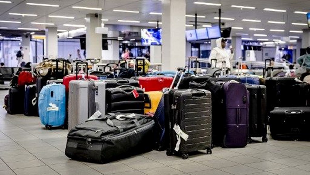 Amsterdam Havalimanı uçağını kaçıranların masraflarını karşılayacak