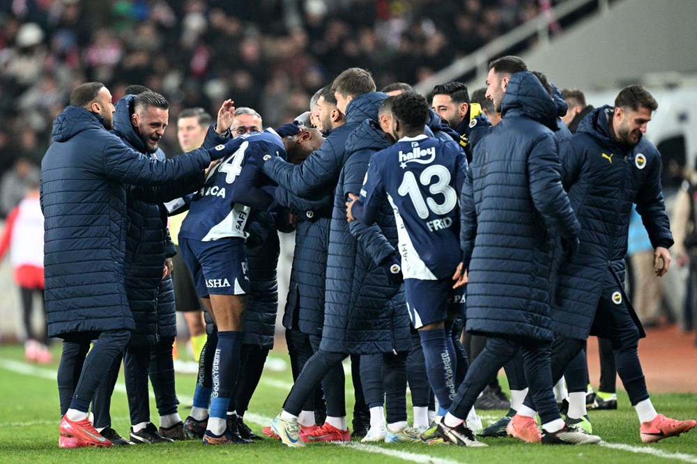 Fenerbahçe'ye övgü, Mourinho'ya tenkit: "Anlamak mümkün değil | Enteresan bir durum" 78 N4JSd5KTQUGS k4G4oltNA