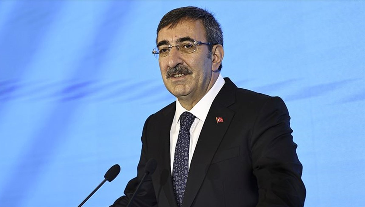 Yılmaz: Enflasyonu tek haneye düşüreceğiz Yılmaz: Enflasyonu tek haneye düşüreceğiz