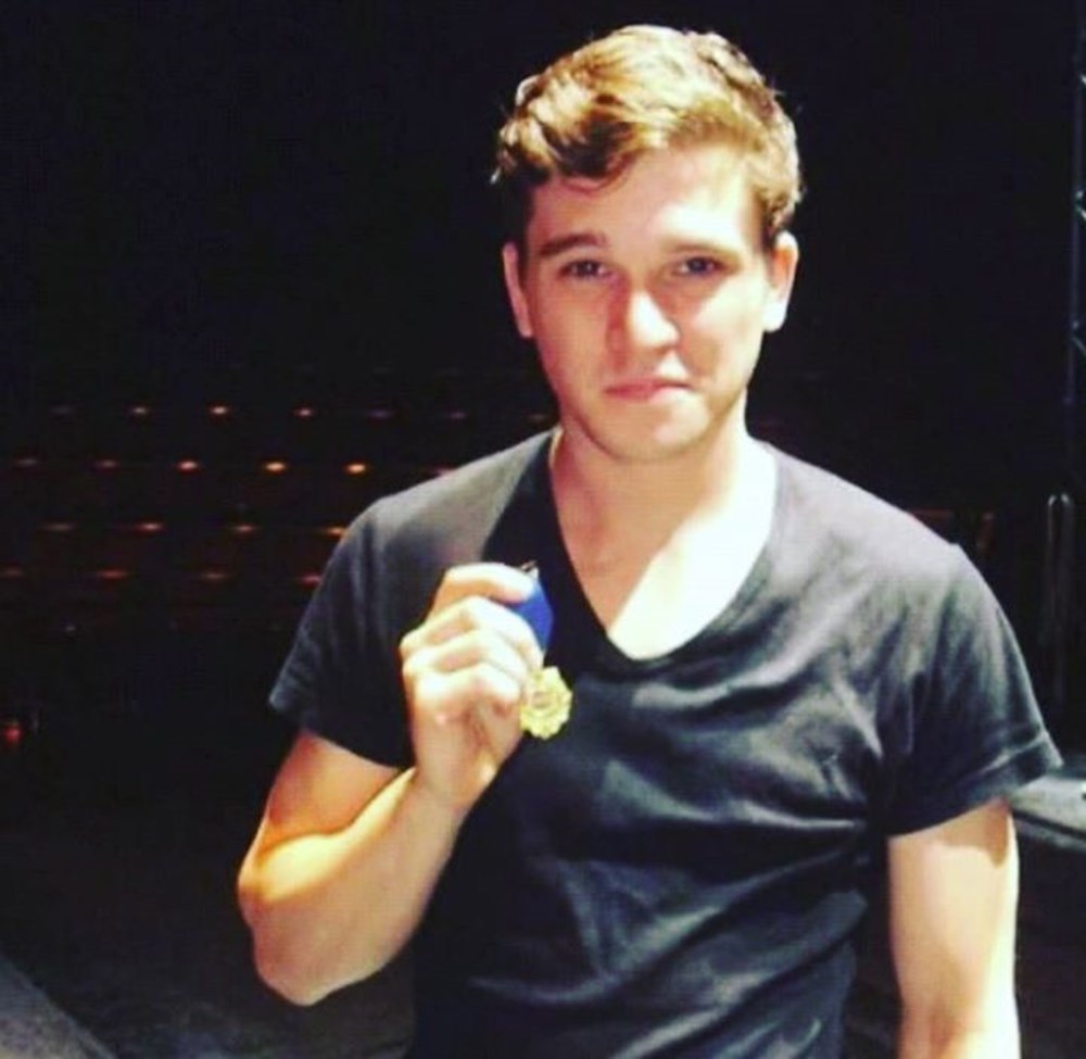 Cenk Eren'den Ajda Pekkan paylaşımı: Ben yaşlandım o hala genç (Ünlülerin çocukluk ve gençlik halleri) - 430