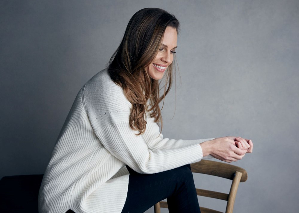 İkiz bebek bekleyen Hilary Swank hamileliğini anlattı - 2