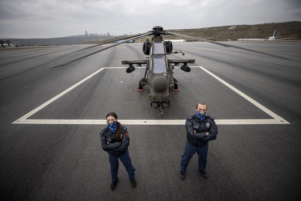 Türkiye'nin ilk kadın taarruz helikopter pilotu: Özge Karabulut - 22