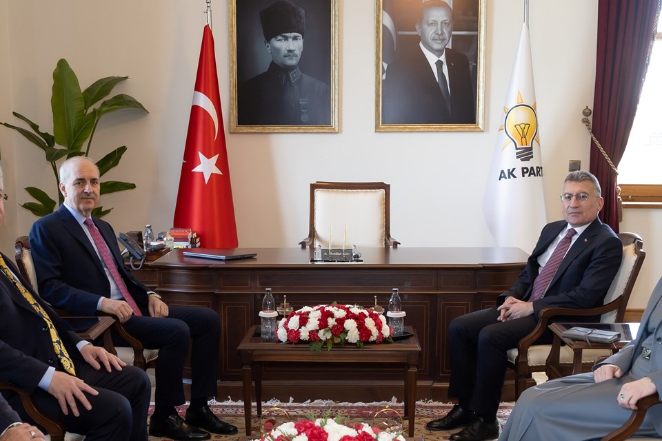 TBMM Başkanı Kurtulmuş'tan AK Parti'ye yeni anayasa ziyareti - 1