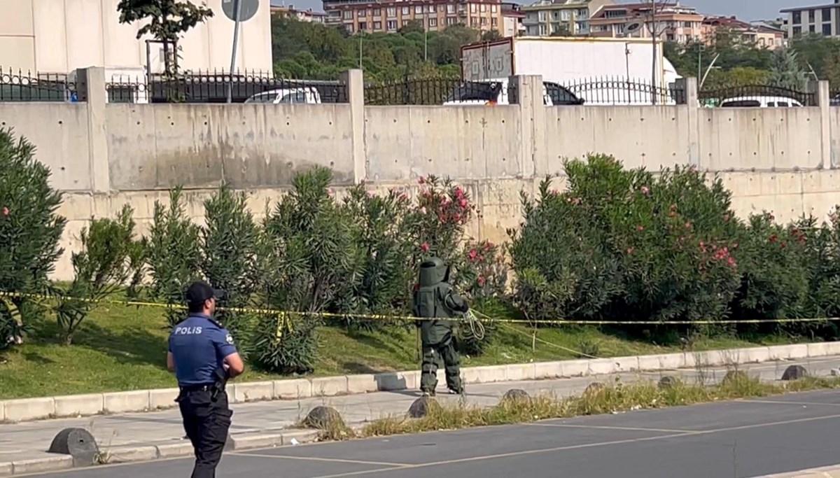 İstanbul’da hastane önünde bomba paniği İstanbul’da hastane önünde bomba paniği