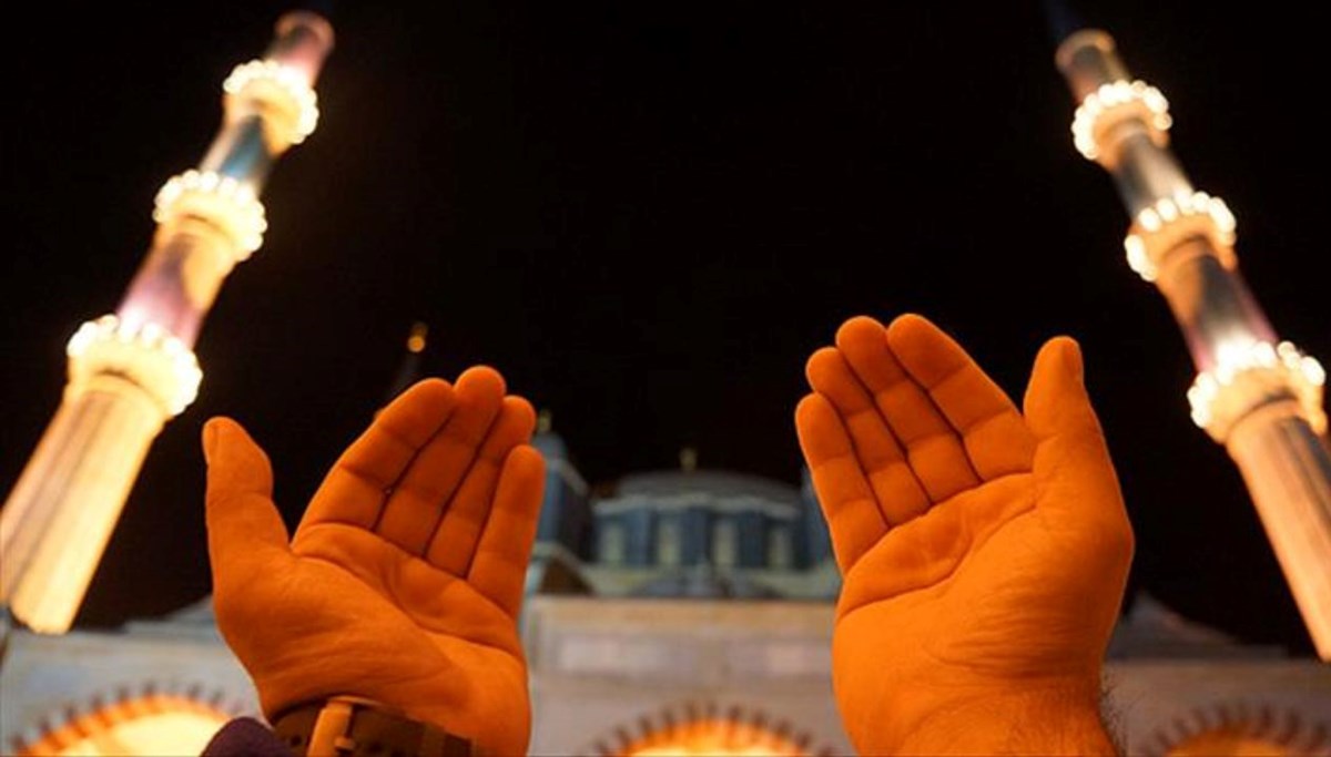 Şükür namazı nasıl kılınır, kaç rekat? Diyanet'e göre şükür namazı kılınışı
