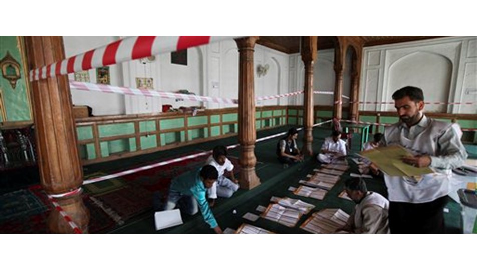 Afganistan’da hile suçlamaları artıyor