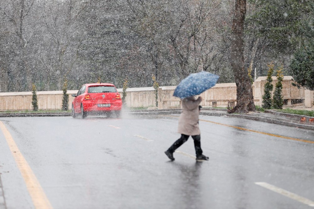 Türkiye soğuk havanın etkisinde: Birçok ilde kar yağışı var - 1