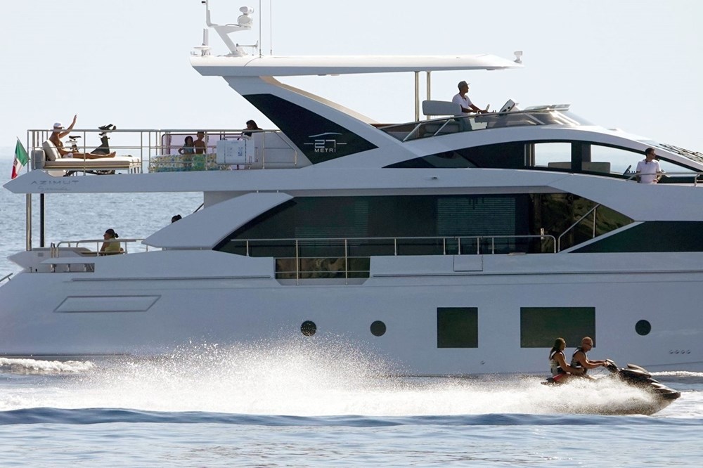 Cristiano Ronaldo 7 milyon dolarlık yatıyla tatilde - 2