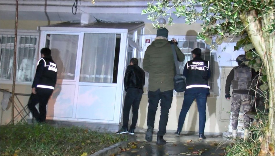 İstanbul'da uyuşturucu operasyonu: Çok sayıda gözaltı