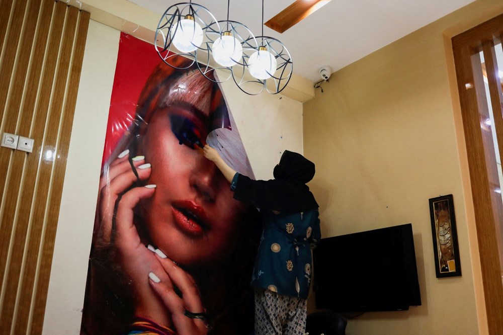 Afganistan'da güzellik salonları kapanıyor: 60 bin kadın işsiz kalacak - 3