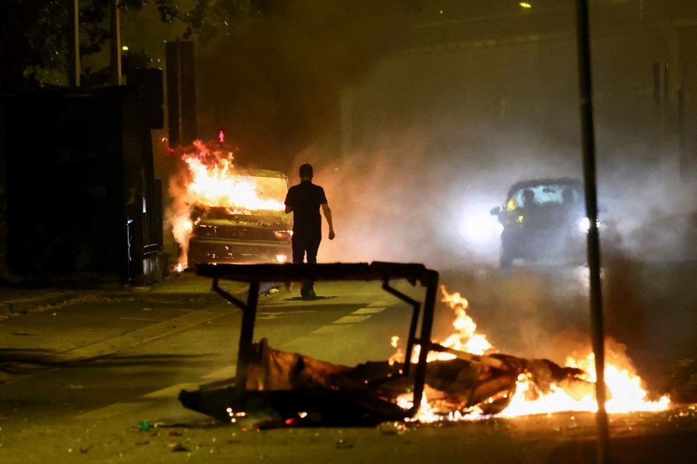 Fransa'da protestoların 7. gününde son durum: Eleştiri okları Macron'un üzerinde - 10