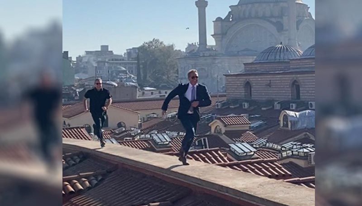 ABD elçisinden Kapalıçarşı'da James Bond pozu