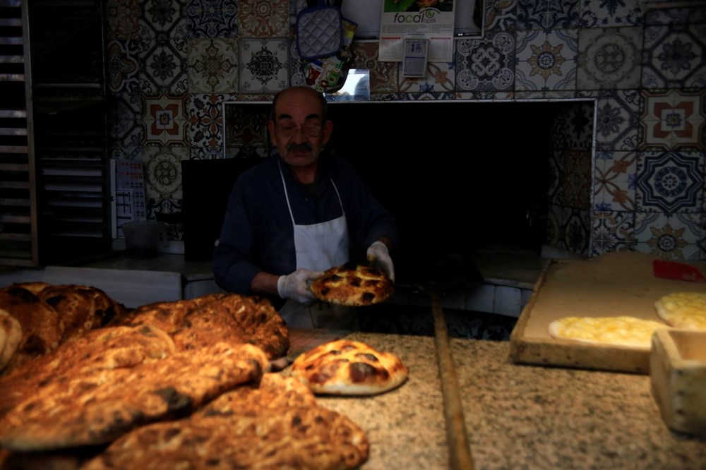 92 yıllık Ramazan geleneği: İftariyelik tabanca, kılıç, testi ve telefon - 2