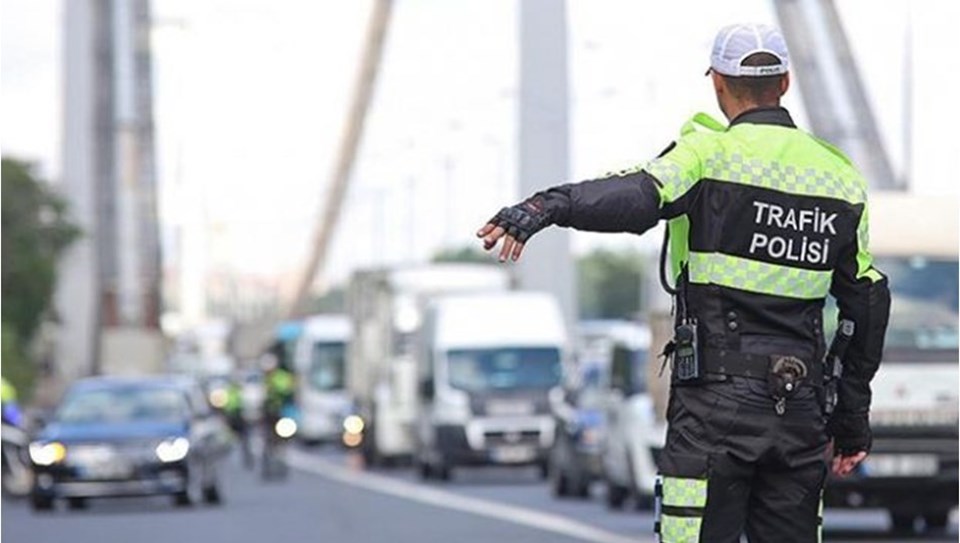 Dezenfektan kullanan veteriner, polis kontrolünde alkollü çıkınca ehliyetine el konuldu - 1