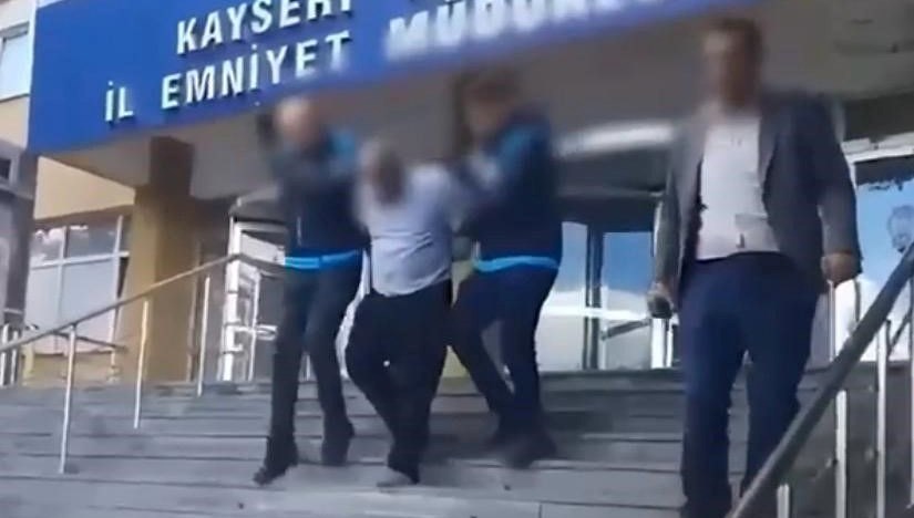Sır cinayet, at nalı sayesinde çözüldü: