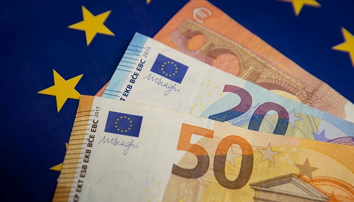 Euro Bölgesi'nde büyüme gerçekleşti