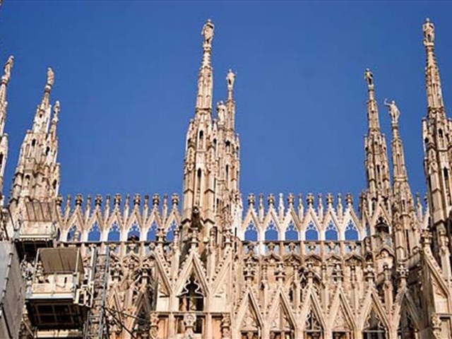 en moda sehir milano magazin