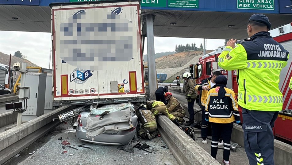 Kuzey Marmara Otoyolu'nda feci kaza: Dört can kaybı var