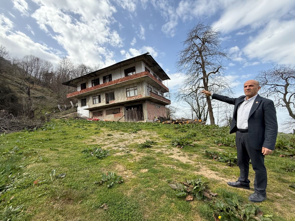 Toprak altından akan su ve taş ocağı meskenleri yamultuyor: Mahalleli isyan etti 79 NLoqP1CWqESsYr8h eD5Gg