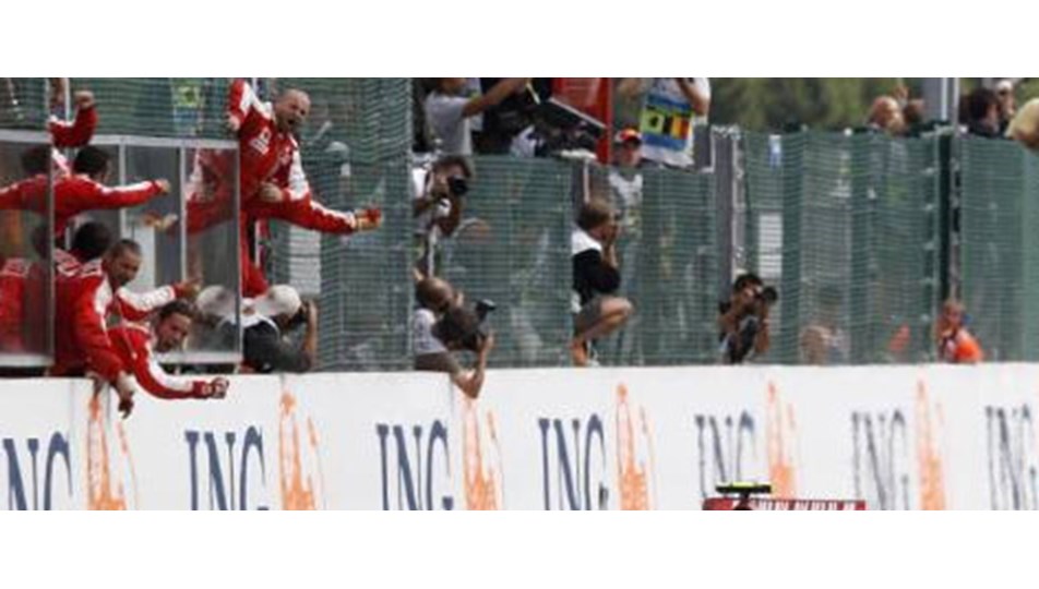 Raikkonen'den ilk zafer
