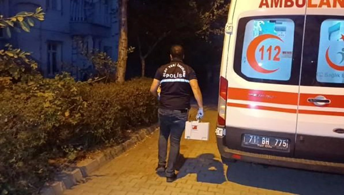 Eşiyle yakaladığı kişiyi tabancayla öldürdü: Polise gidip teslim oldu