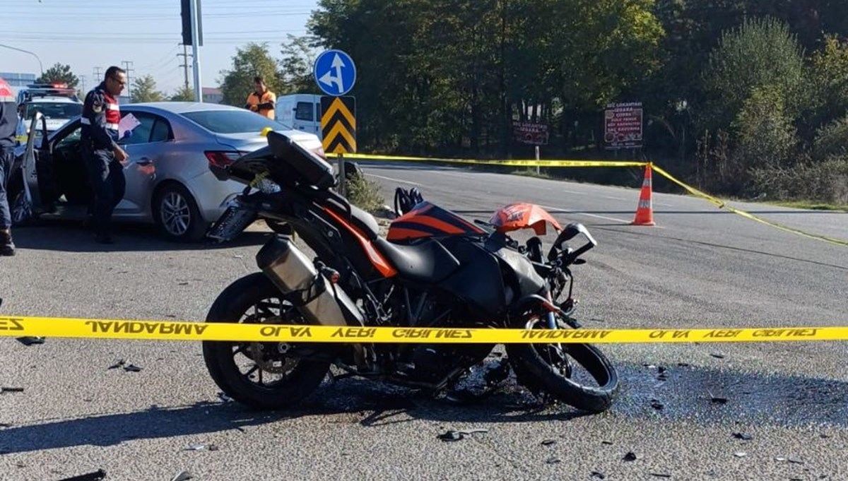 Motosikletli çift kazada öldü Motosikletli çift kazada öldü