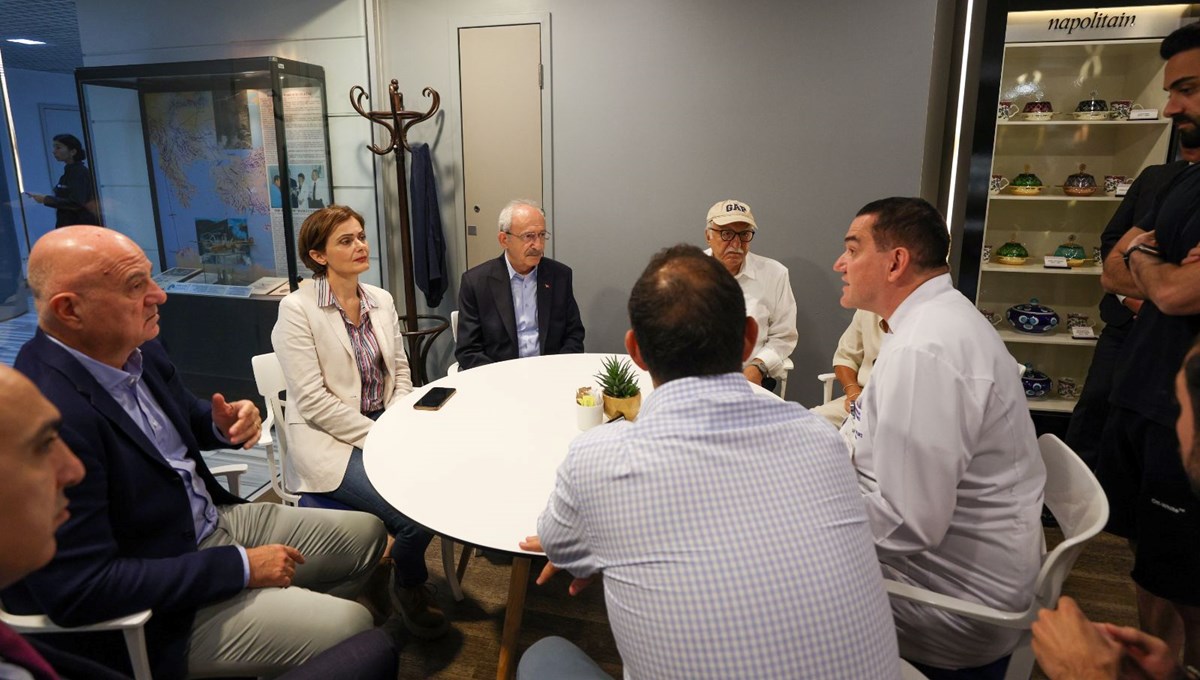 Kılıçdaroğlu'ndan Sabancı çiftine ziyaret Kılıçdaroğlu'ndan Sabancı çiftine ziyaret