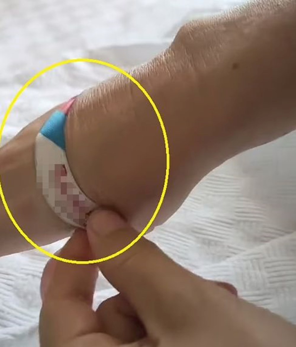 İngiliz kadın Kuşadası'ndaki 5 yıldızlı oteli dolandırdı: Eski bilekliğiyle sınırsız yedi, içti - 2