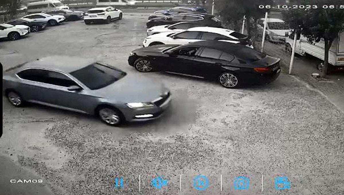 Oto galeride 5 dakikada milyonluk hırsızlık Oto galeride 5 dakikada milyonluk hırsızlık