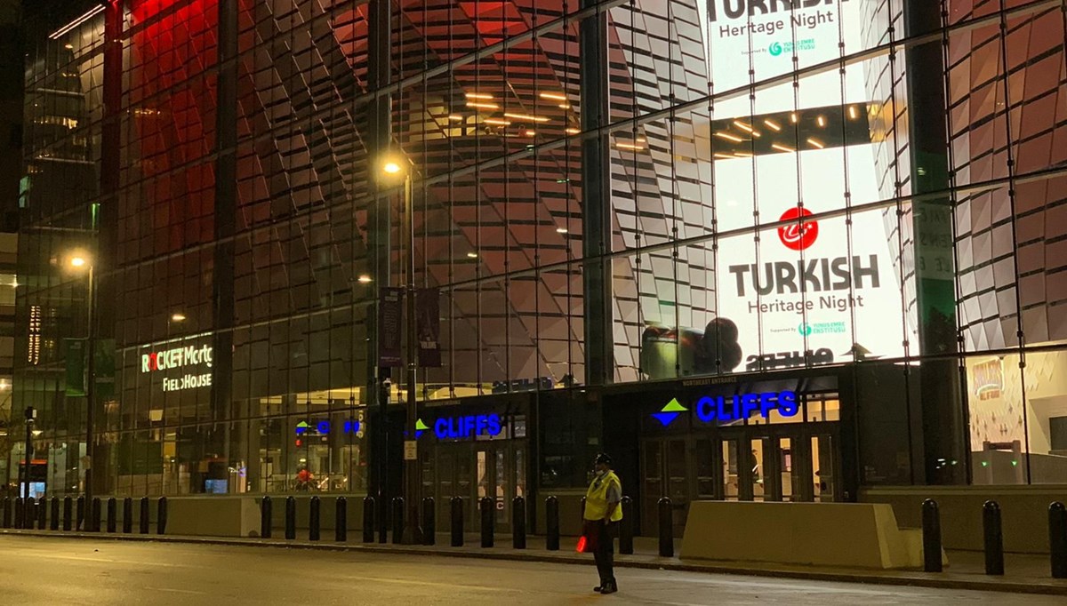 NBA maçında Türk gecesi