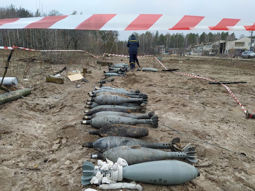 Rus ordusunun çekildiği Ukrayna bölgelerinde patlayıcı mühimmat temizliği - 2