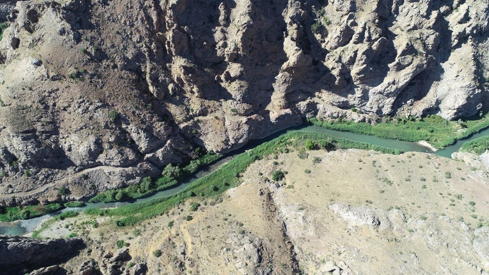 Sivas�ın Divriği ilçesinde bulunan Çaltı Kanyonu güzelliği ile dikkat