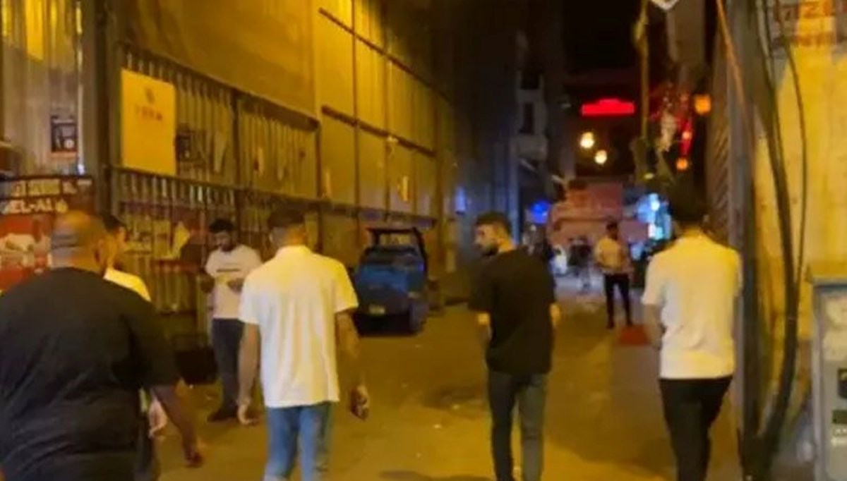 Taksim'de birbirlerine kurşun yağdırdılar!