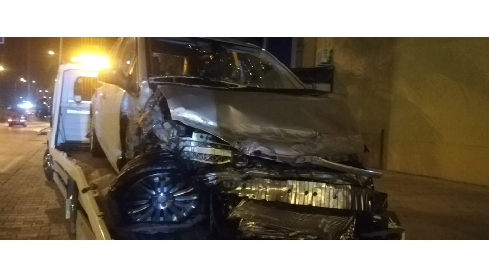 Izmir De Trafik Kazasi 5 Yarali Ntv