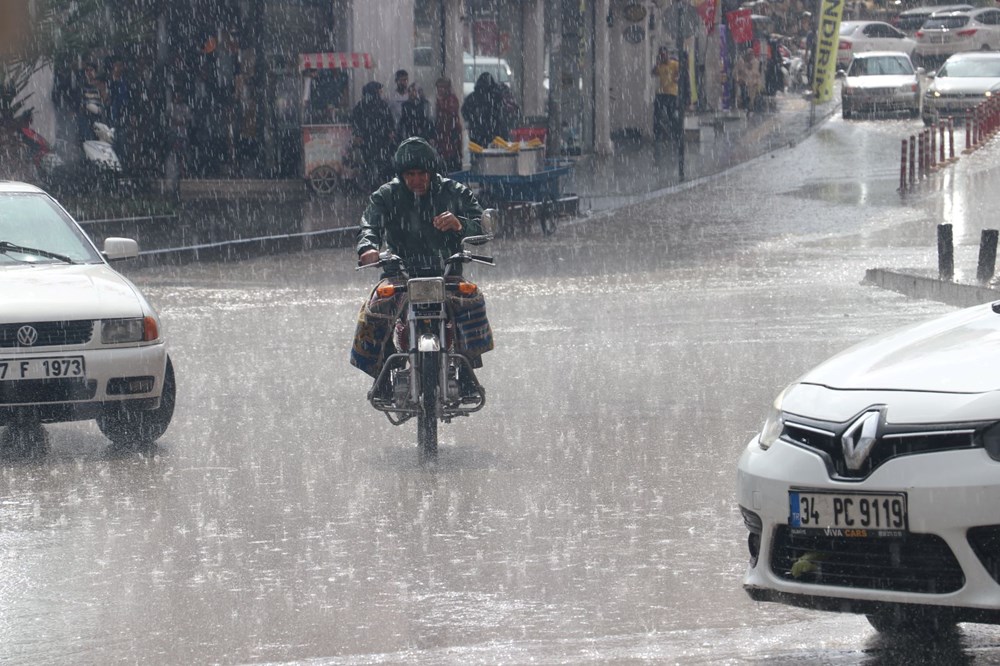 Bugün
hava nasıl olacak? Akşam saatlerinde şiddetli yağışa dikkat (İstanbul, Ankara, İzmir
hava durumu) - 5