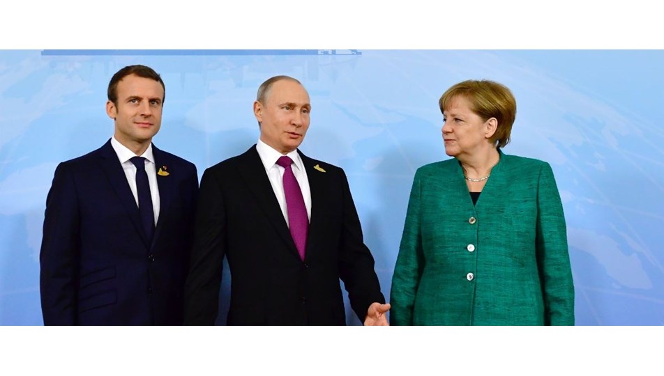 Putin, Merkel ve Macron ile Suriye'yi görüştü