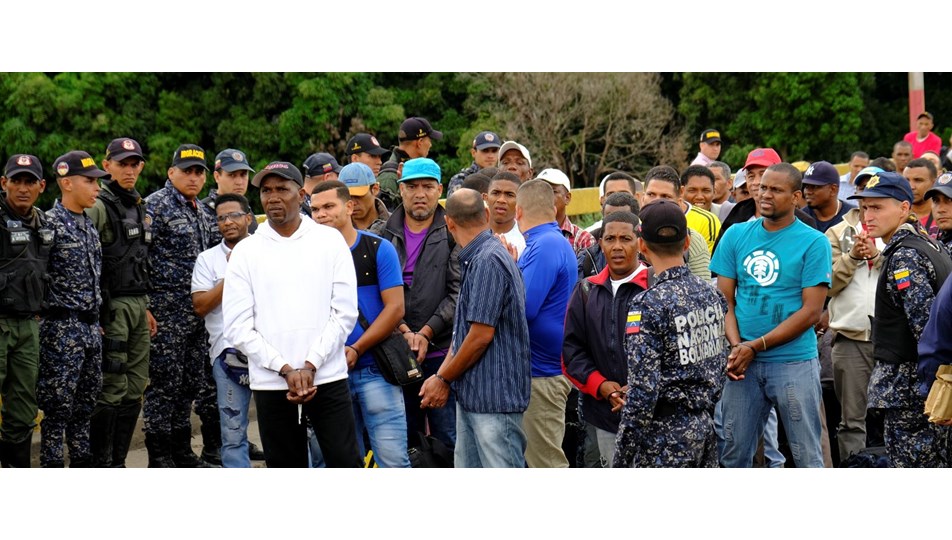 Venezuela, 59 Kolombiyalıyı serbest bıraktı