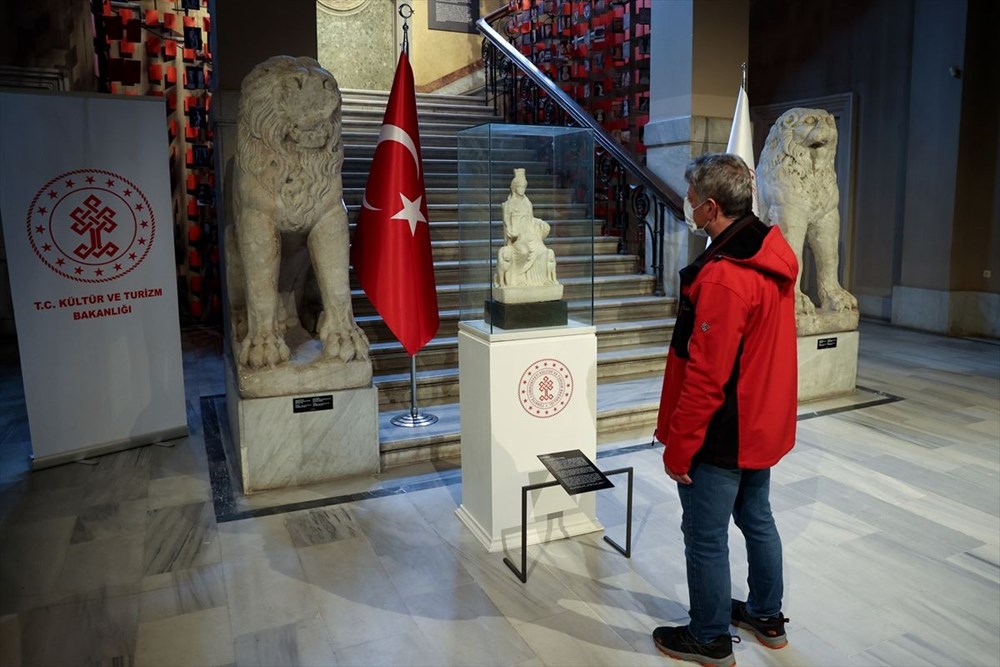 Türkiye'ye dönen Kybele heykeli ziyaretçilerini ağırlamaya başladı - 6