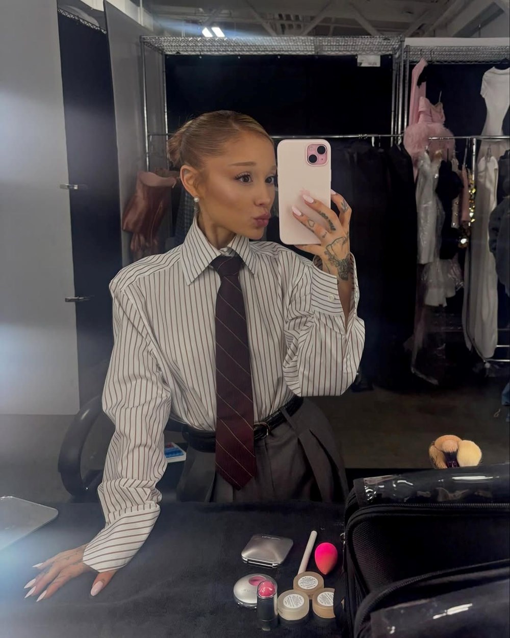 Ariana Grande'den 32'nci yaşına özel poz - 3