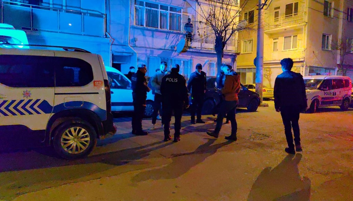 Bursa’da yaşanan kavgada silahlar konuştu Bursa’da yaşanan kavgada silahlar konuştu