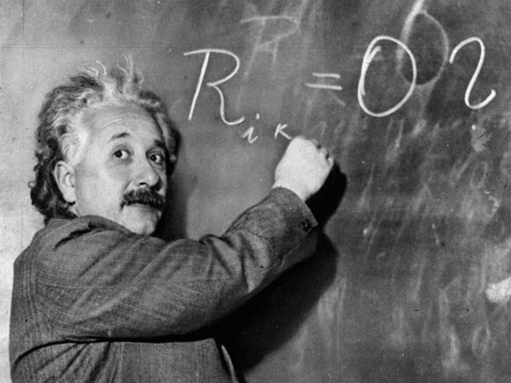 NASA Dünya'dan 3,4 milyar ışık yılı uzaklıkta bir 'Einstein halkası' görüntüledi - 5