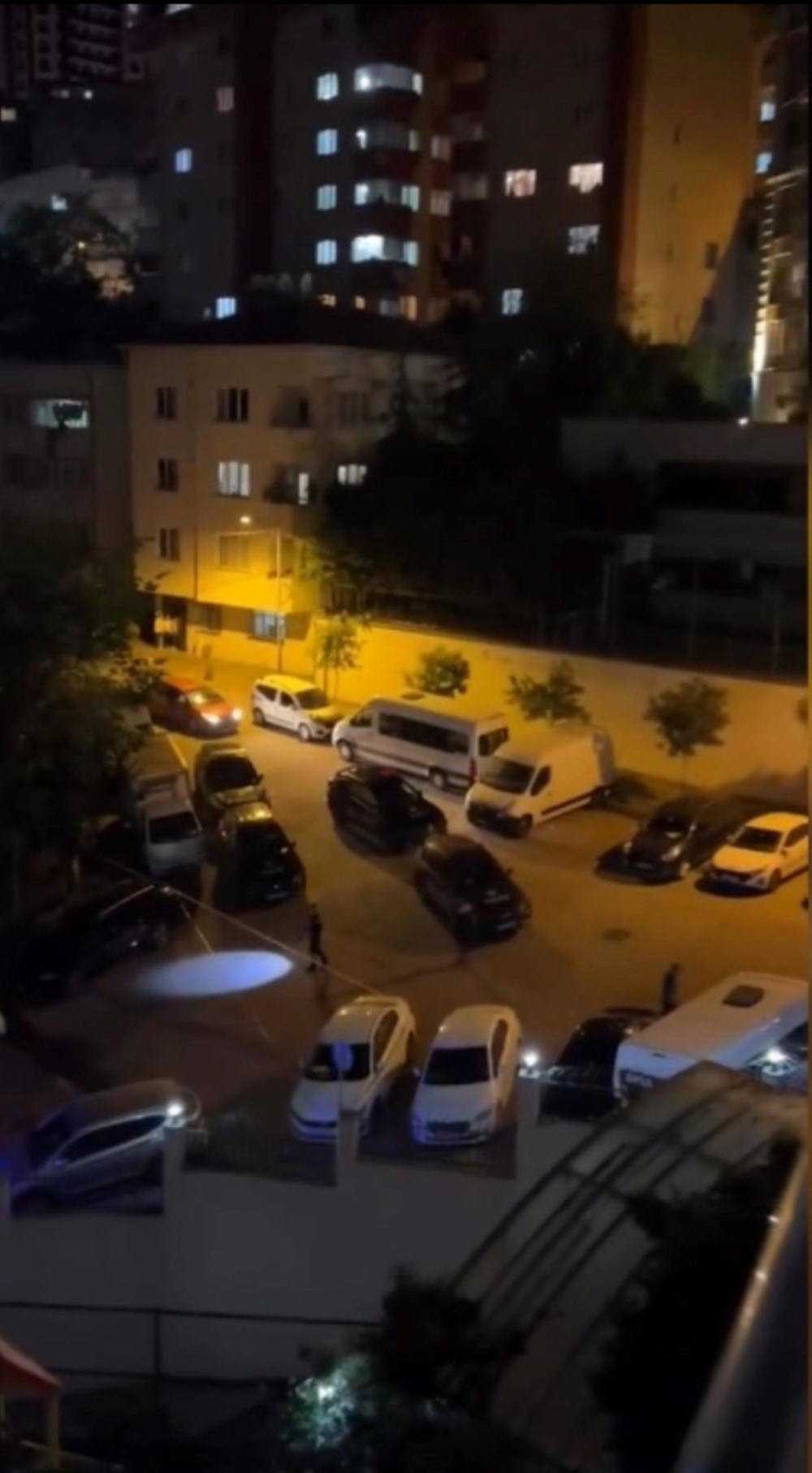 Kağıthane'de kalaşkinoflu dehşet: Maskeli saldırganlar kurşun yağdırdı 72 NYpbvtyAv0iyns6Mn7ue5A