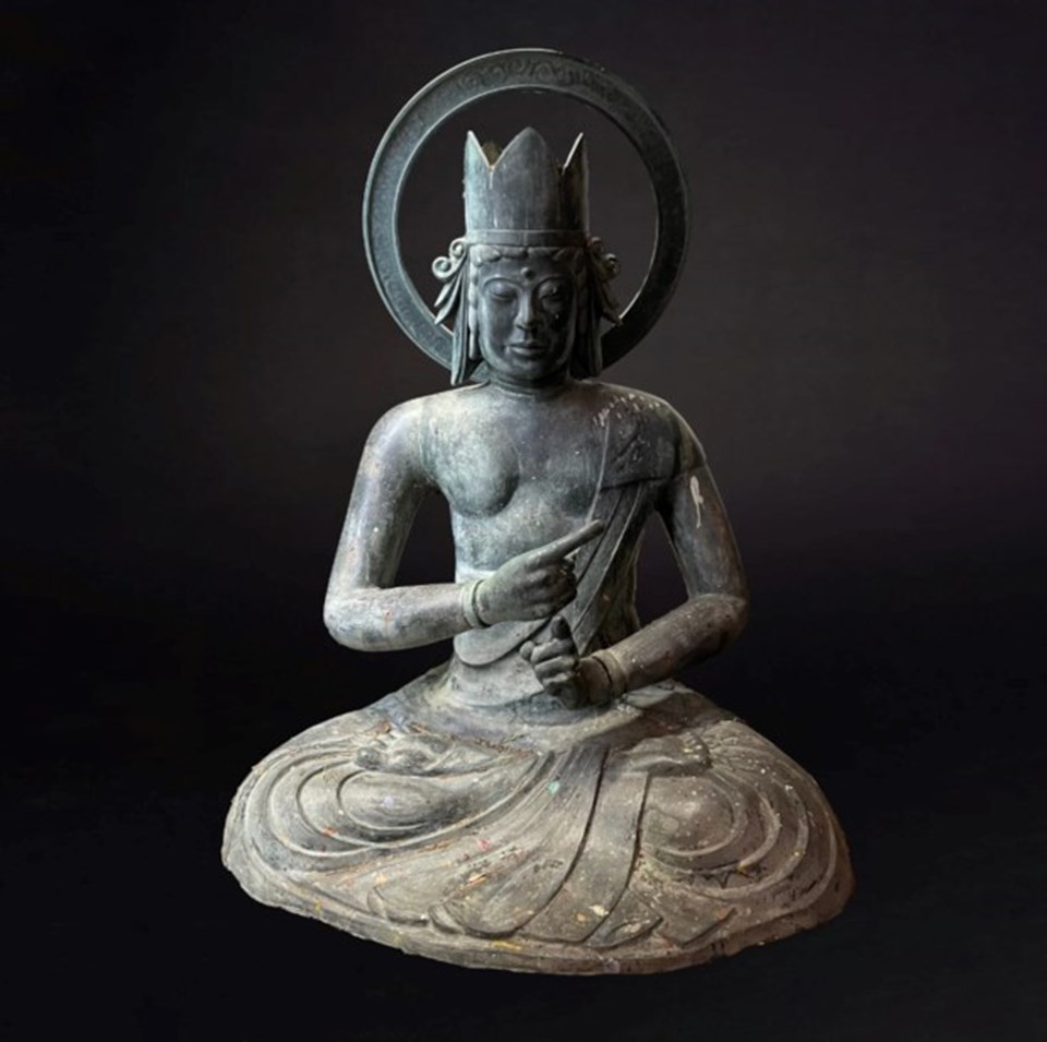 1,5 milyon dolar değerindeki tarihi Buda heykeli Los Angeles'taki galeriden çalındı - 1