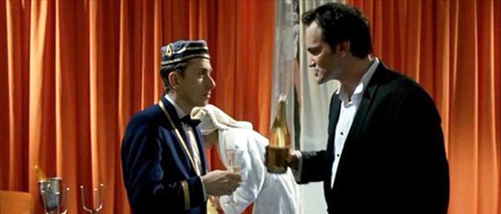 четыре комнаты фильм 1995 ведьмы. четыре комнаты фильм 1995 портье. четыре комнаты фильм тарантино. четыре комнаты тарантино. четыре комнаты фильм 1995 портье.